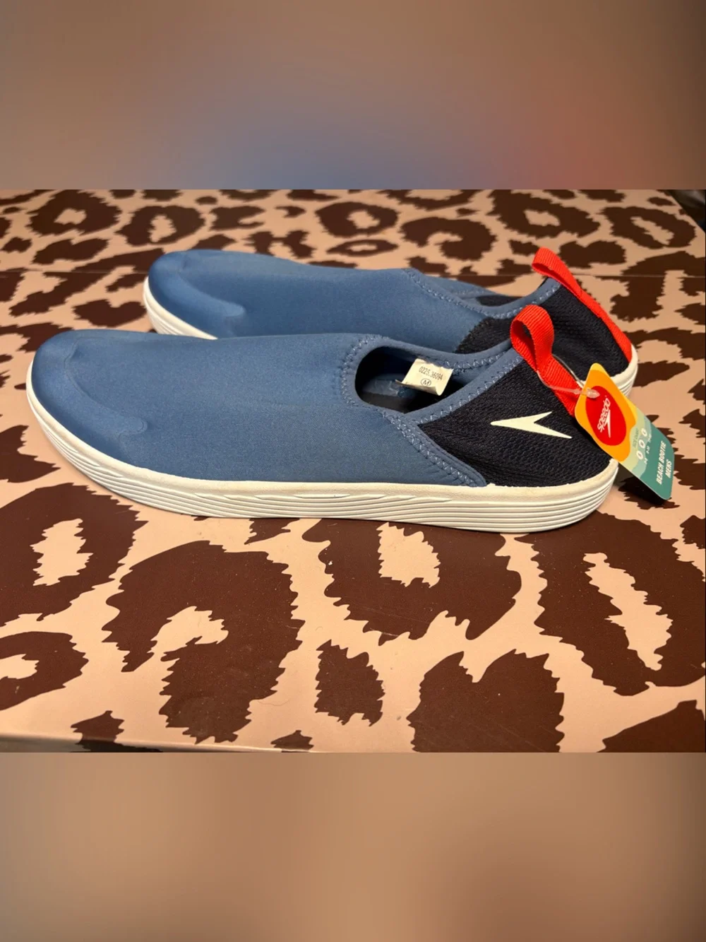 Speedo surfwalker Slip-On Beach Booties, water shoes M 9-10 men’s NWT
